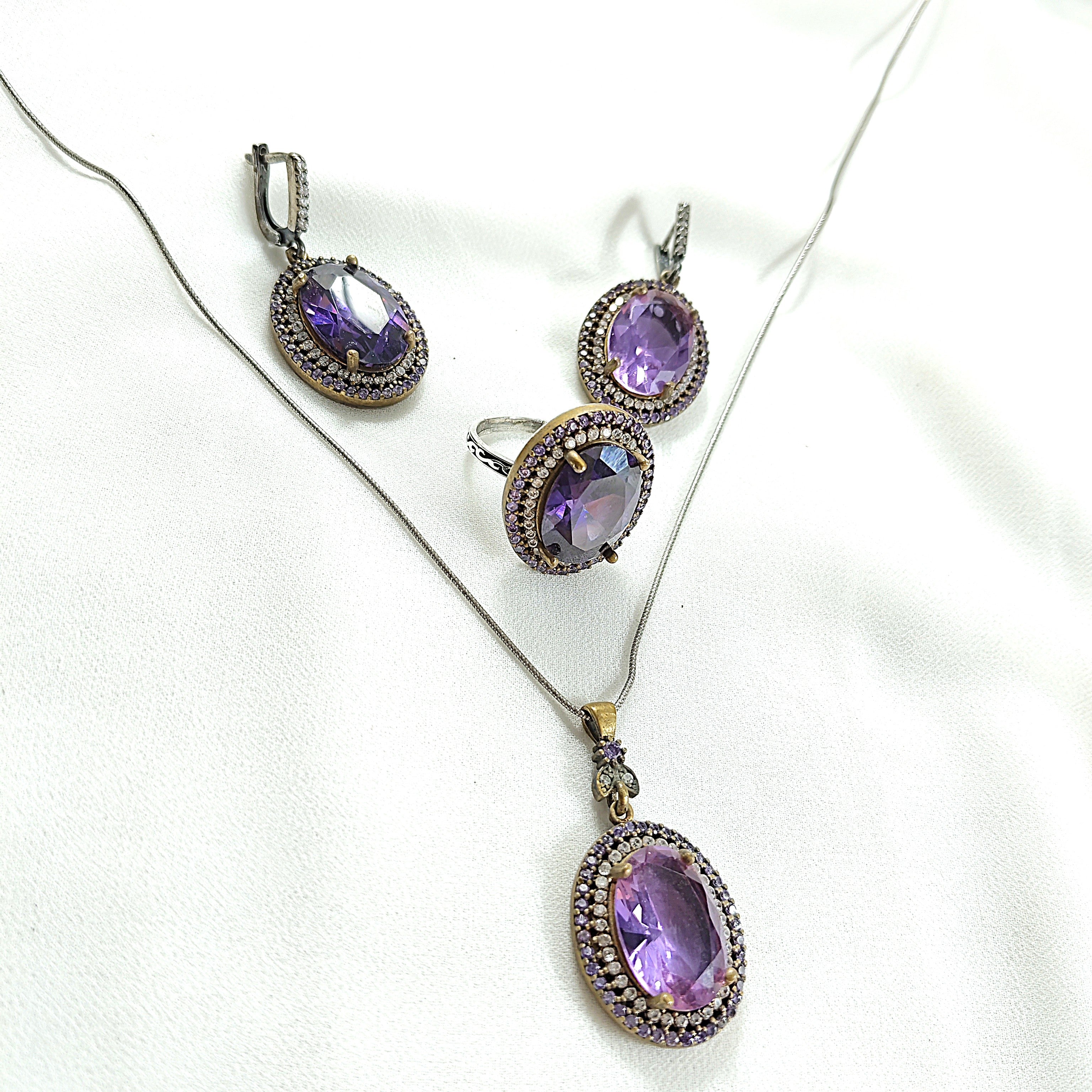 Parure ANTIQUE en bronze et argent – Élégance impériale aux pierres violettes