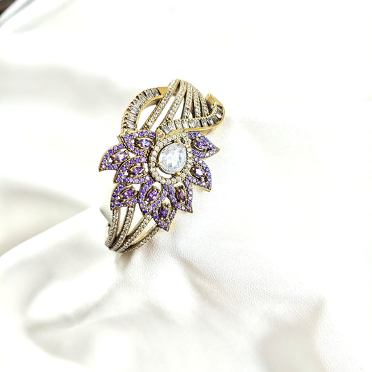 Bracelet antique  – Fleur impériale aux éclats d’améthyste