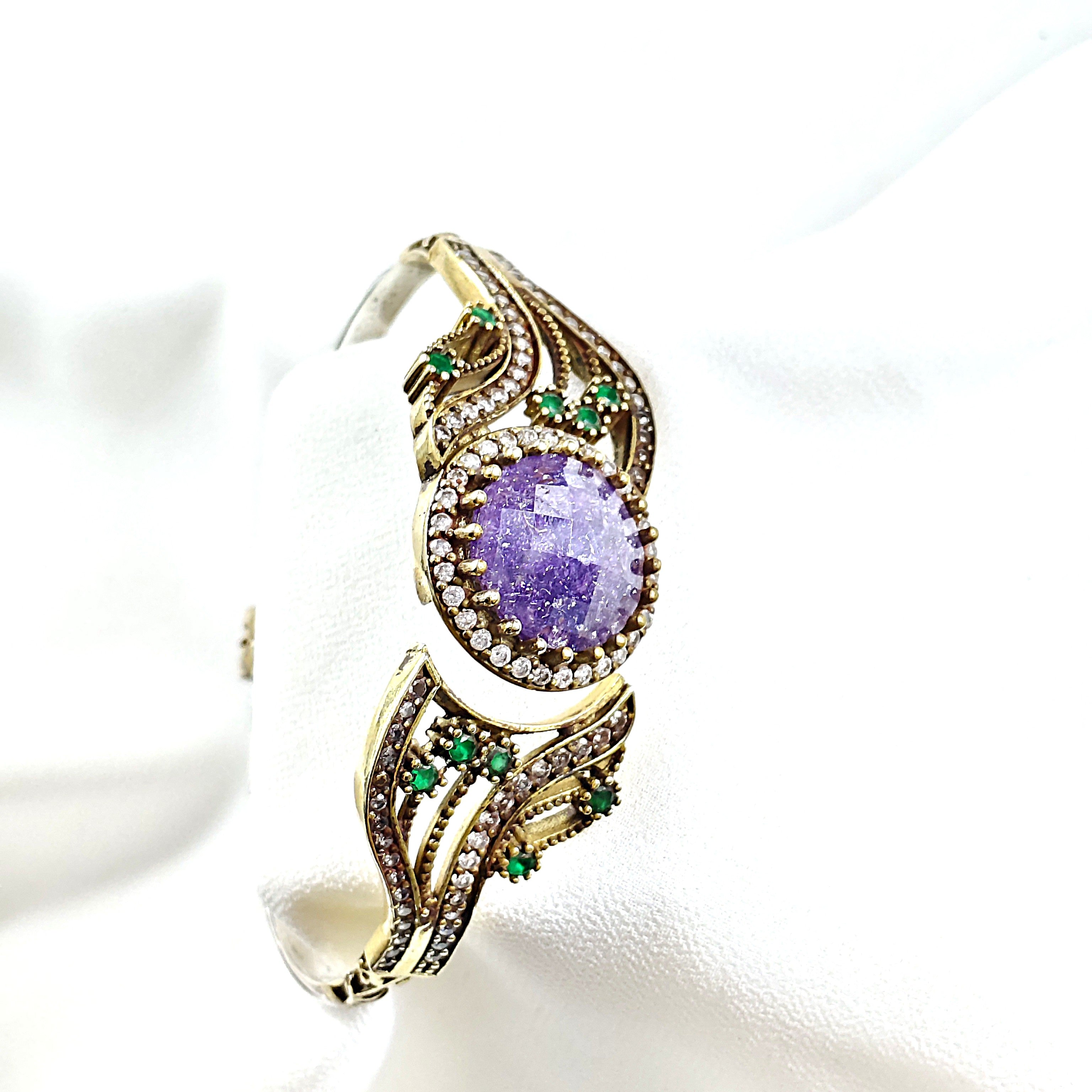 Bracelet antique – Majesté impériale aux améthystes et émeraudes