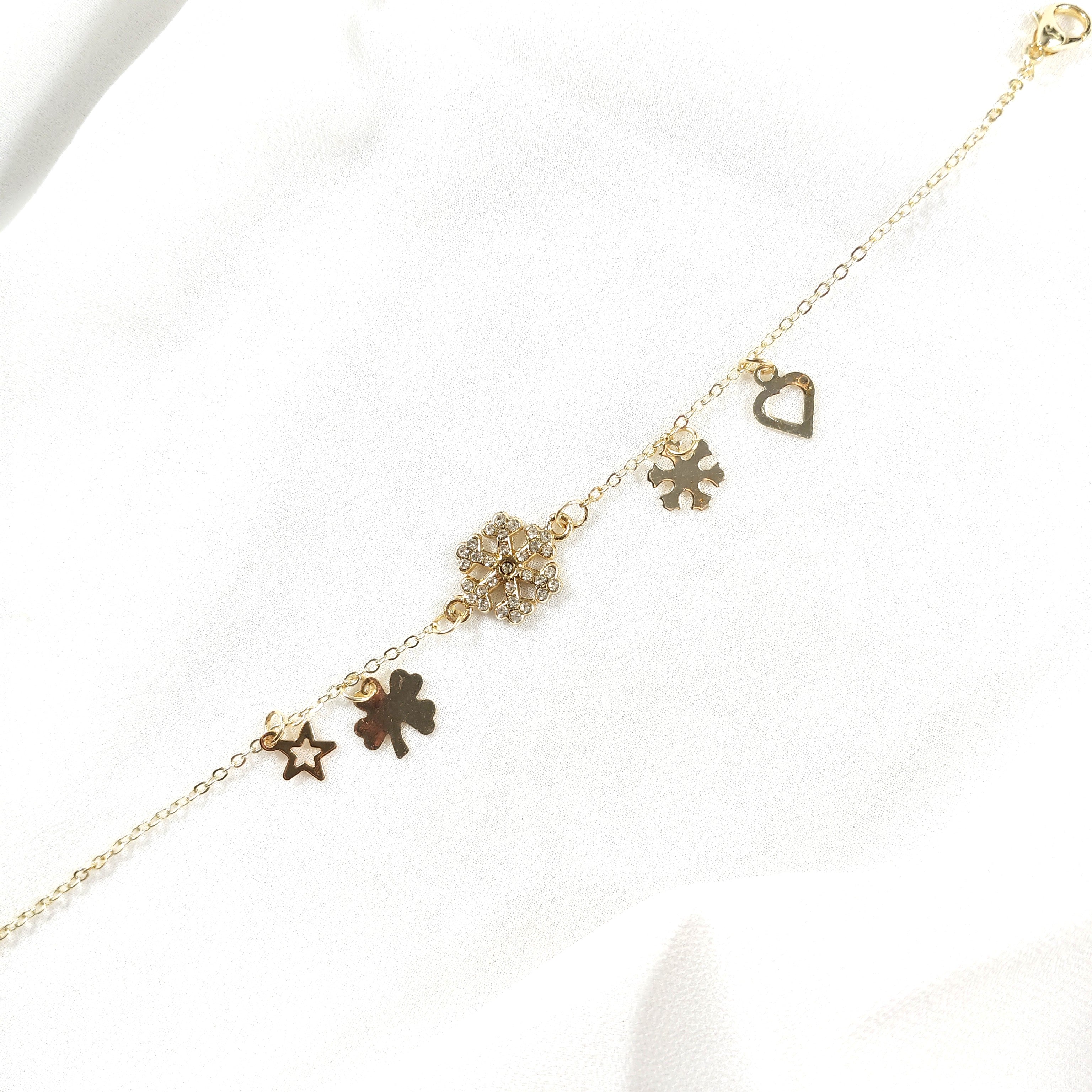 Bracelet Fantaisie Doré à Breloques Porte-Bonheur