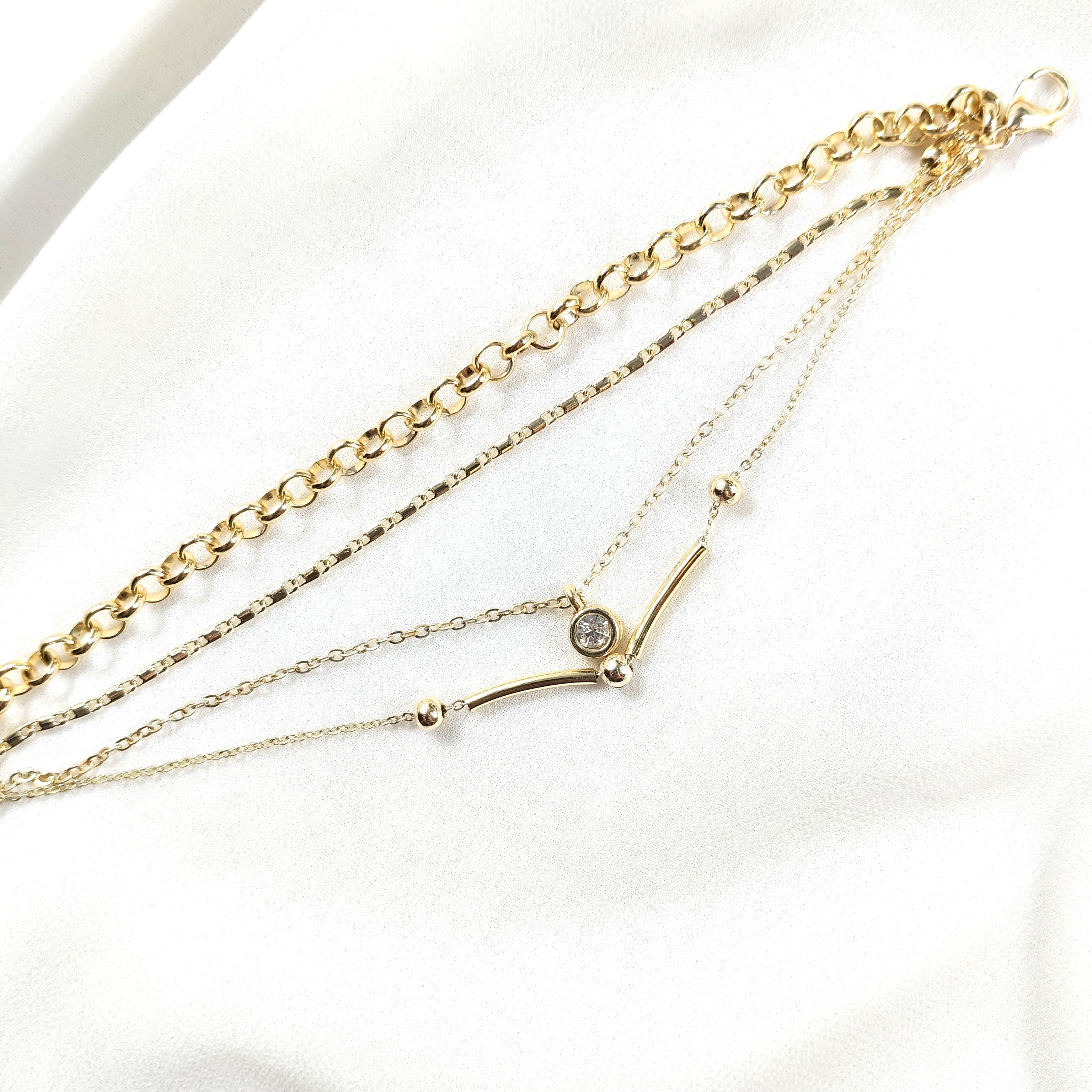 Bracelet Fantaisie Doré Multichaînes & Élément Cristal