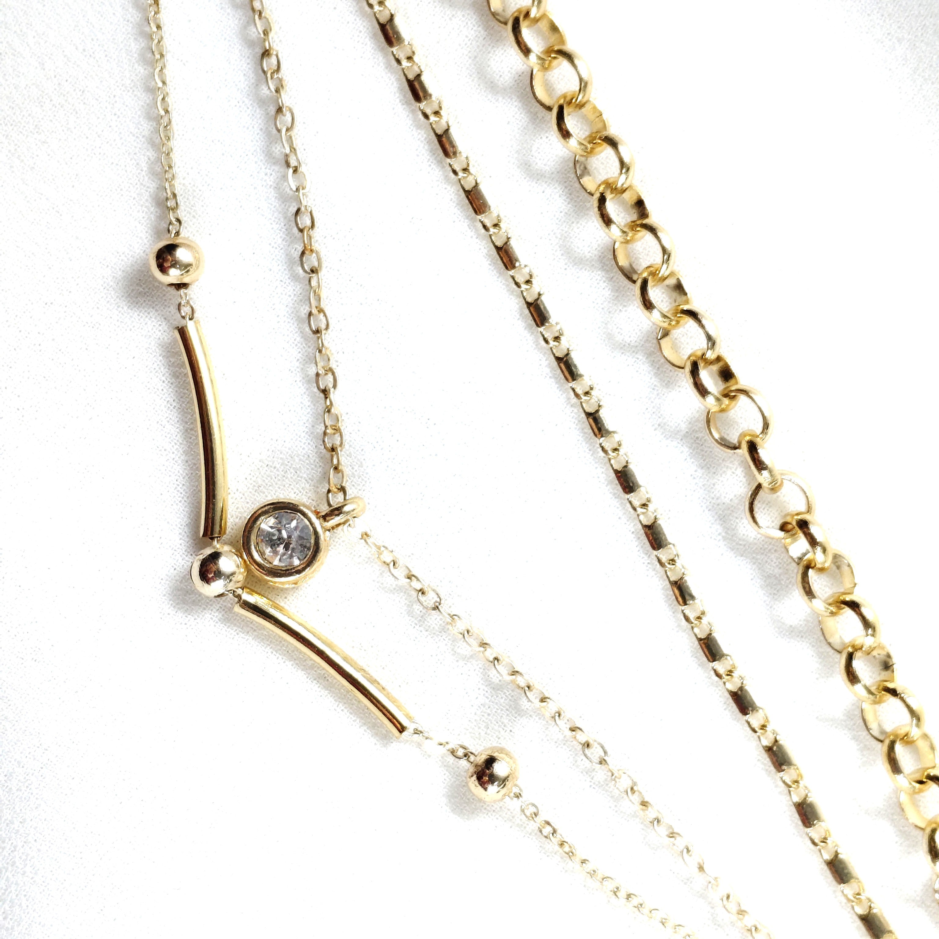 Bracelet Fantaisie Doré Multichaînes & Élément Cristal