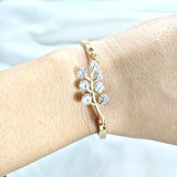 Bracelet Fantaisie Doré “Branche Éclatante”