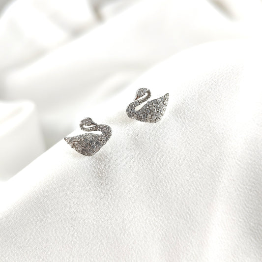 Boucles d’Oreilles Cygne en Argent – Élégance Étincelante