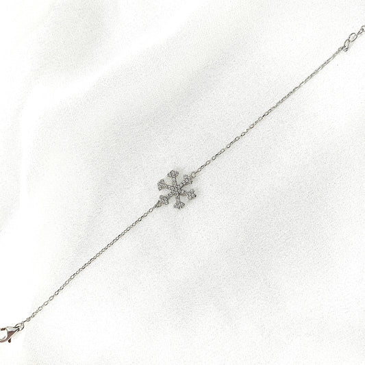 Gourmette Flocon de Neige en Argent – Éclat d’Hiver & Raffinement Givré