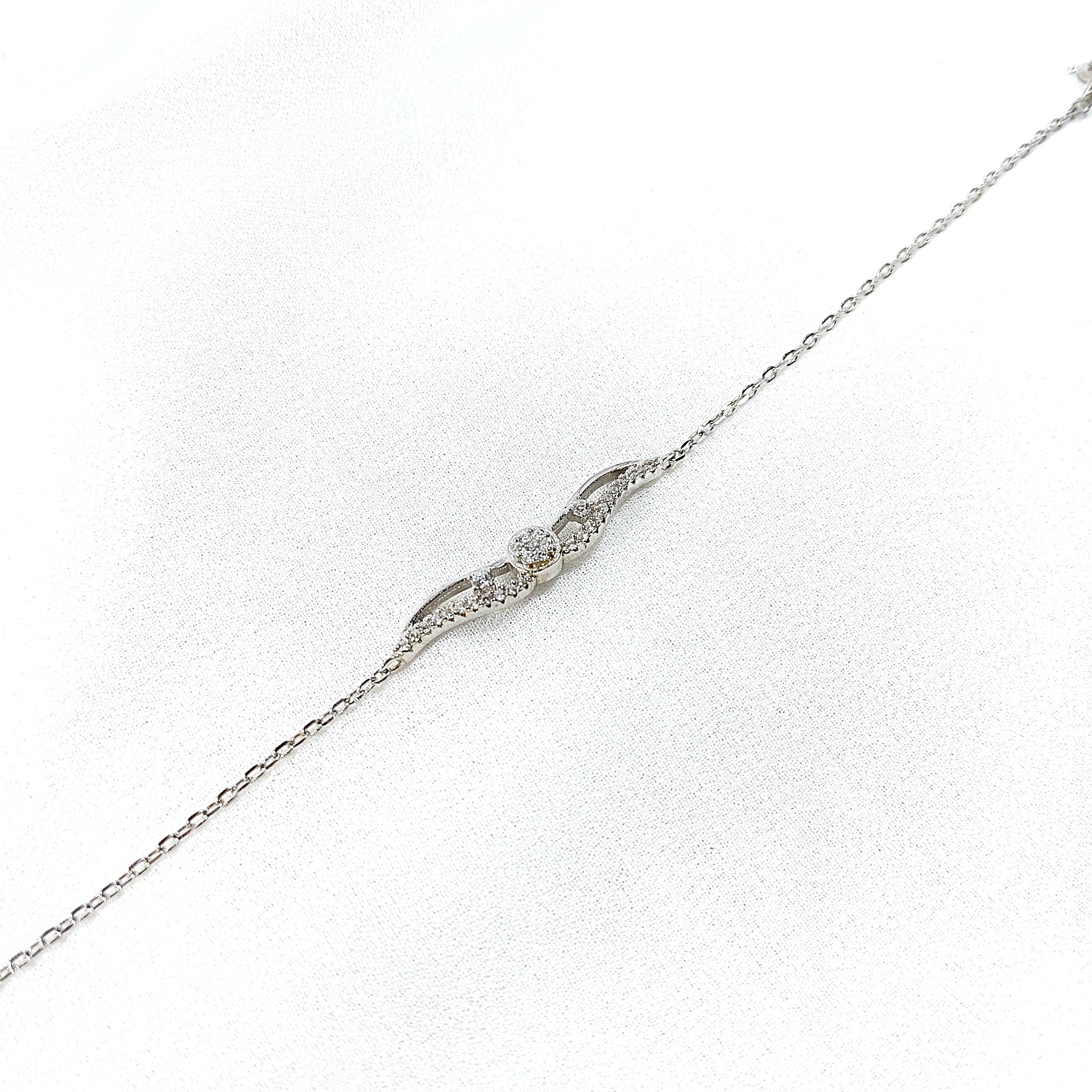 Gourmette Élégance Galactique en Argent – Courbes Lumineuses & Zirconia