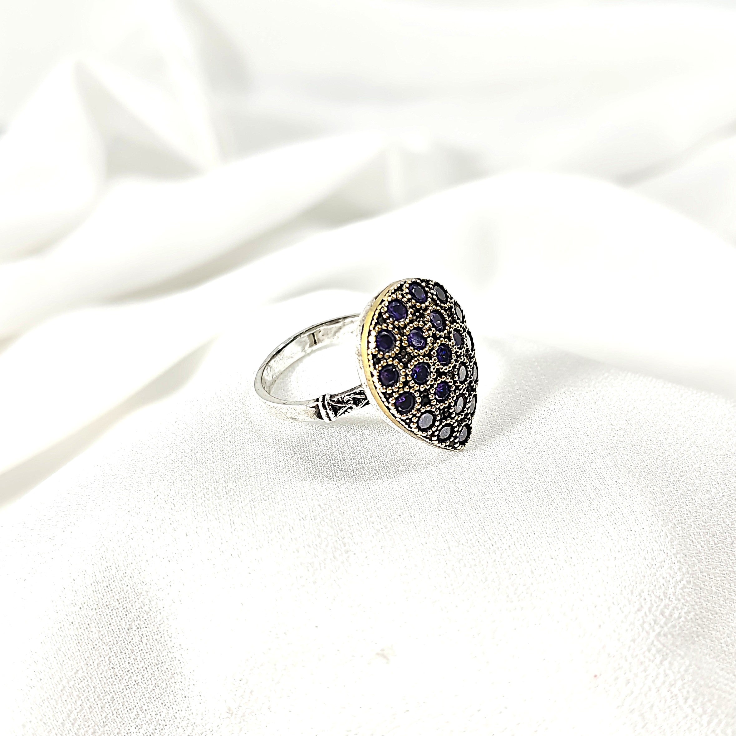 Bague Vintage Dôme – Style Antique avec Pierres