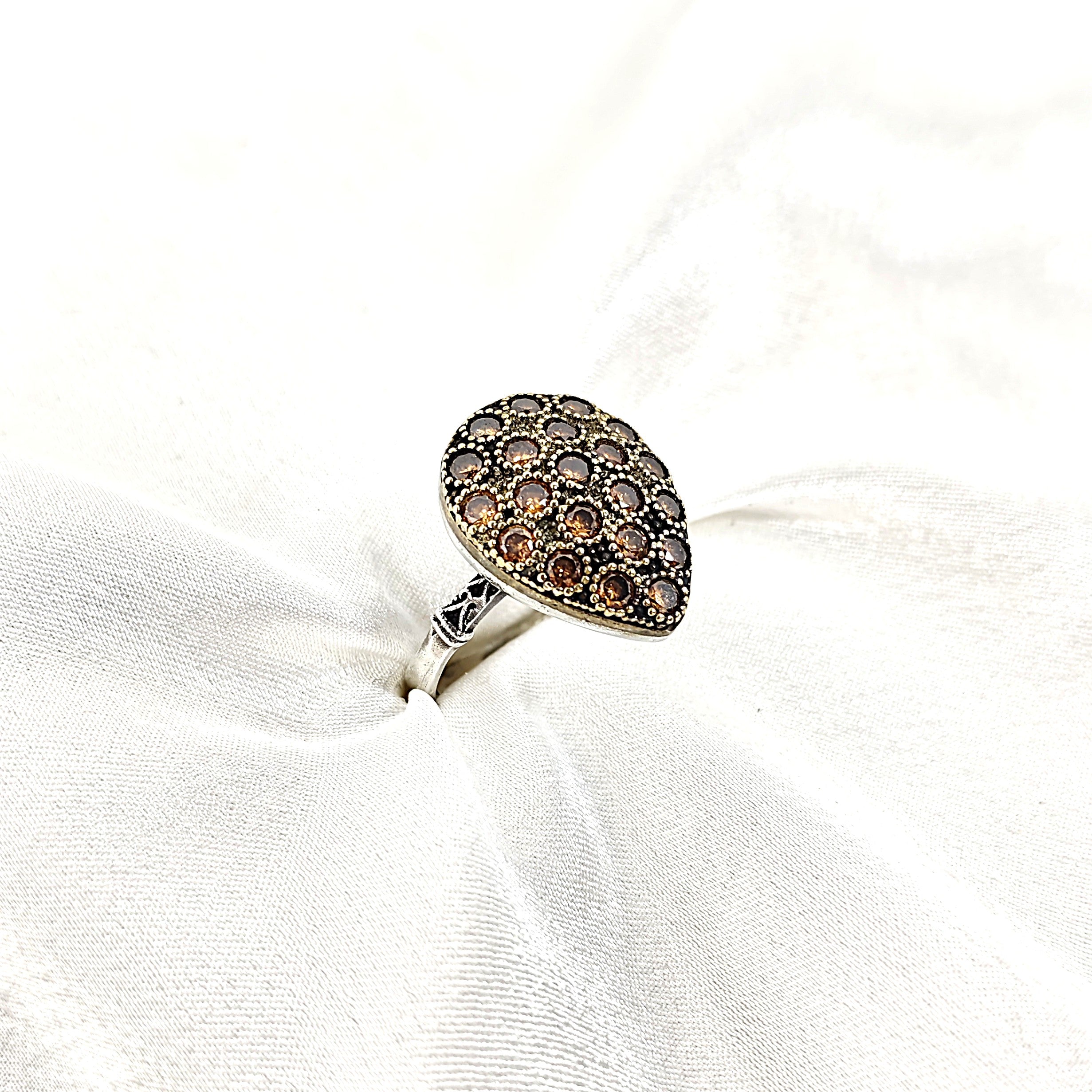 Bague Vintage Dôme – Style Antique avec Pierres