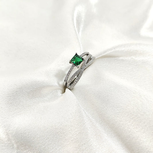 Bague Émeraude Royale en Argent – Élégance & Raffinement
