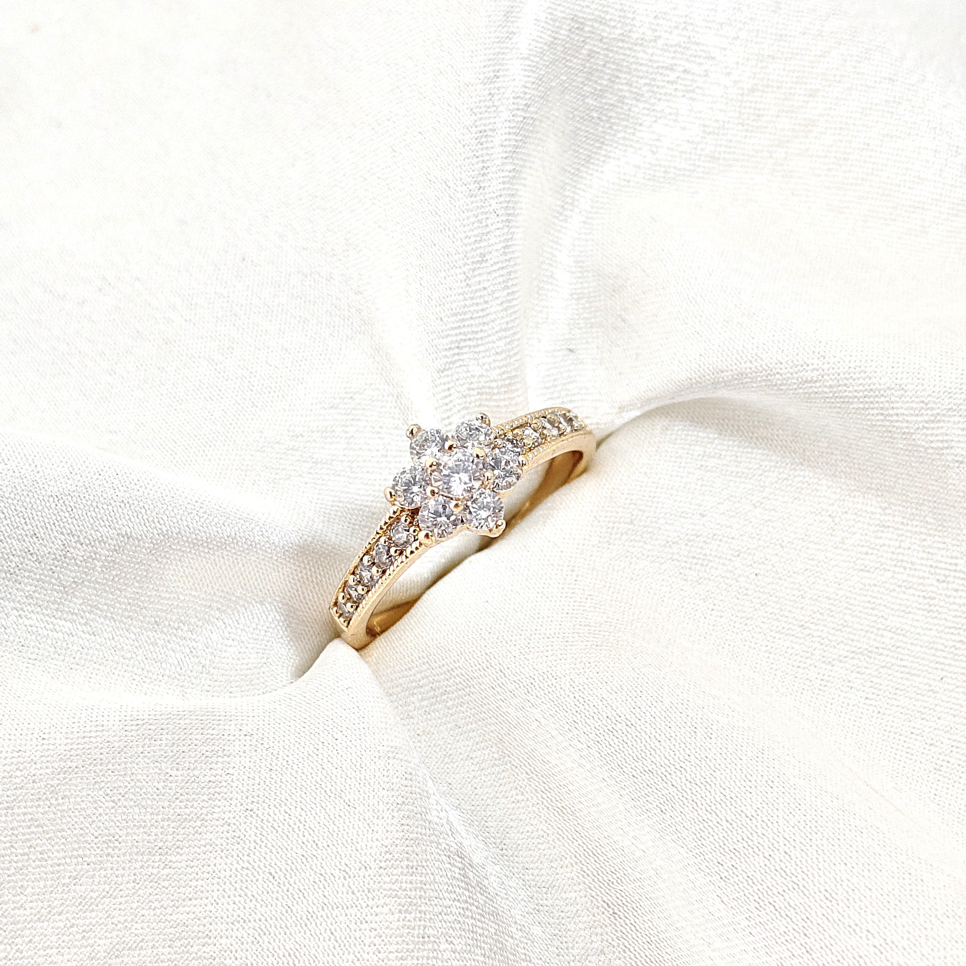 Bague Xuping Plaqué Or Couronne de Zircons – Éclat Royal