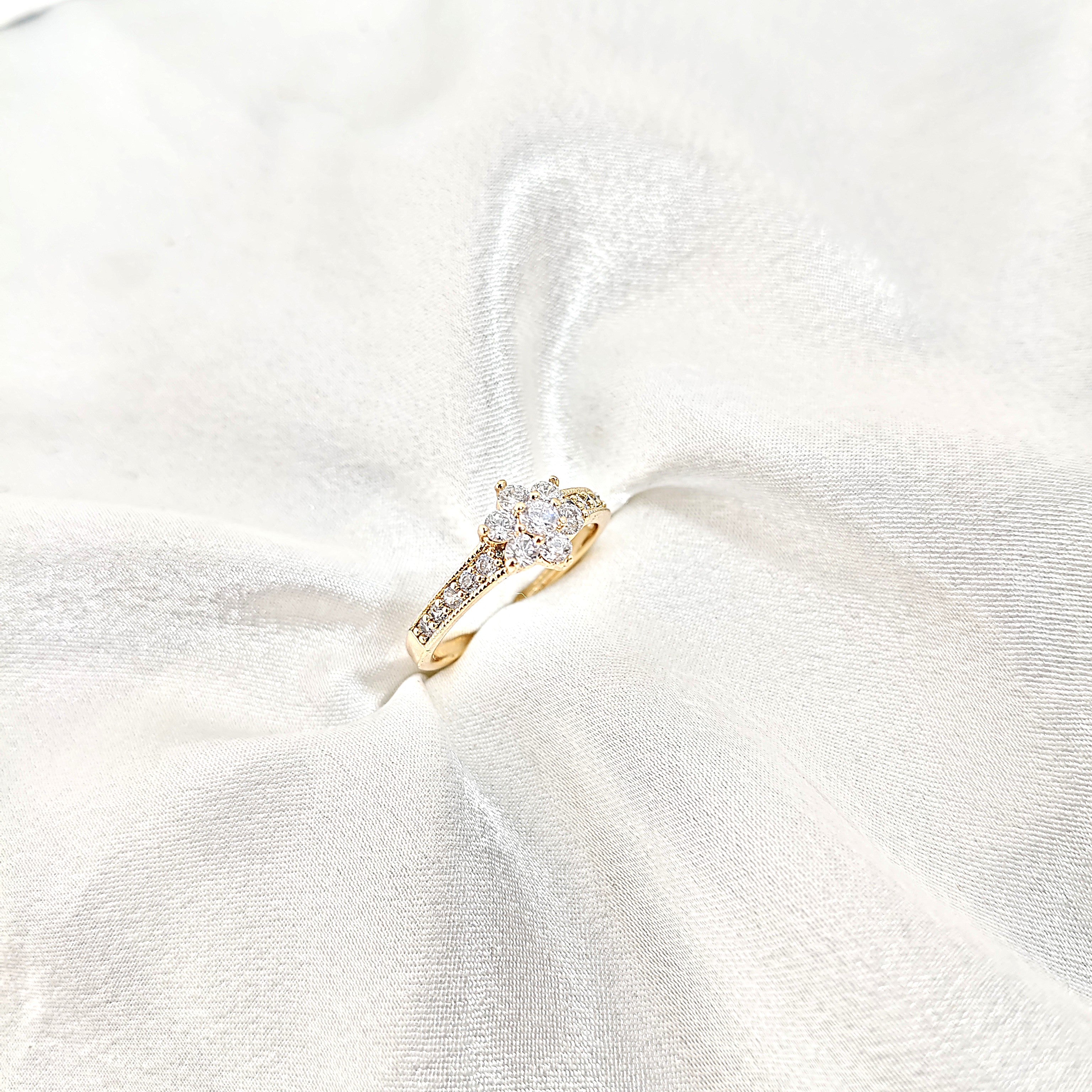 Bague Xuping Plaqué Or Couronne de Zircons – Éclat Royal