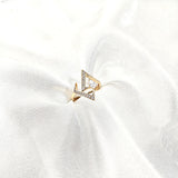 Bague Géométrique Xuping Plaqué Or & Zircon Poire – Élégance Moderne