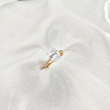 Bague Solitaire Xuping Plaqué Or & Zircon Ovale – Éclat Intemporel