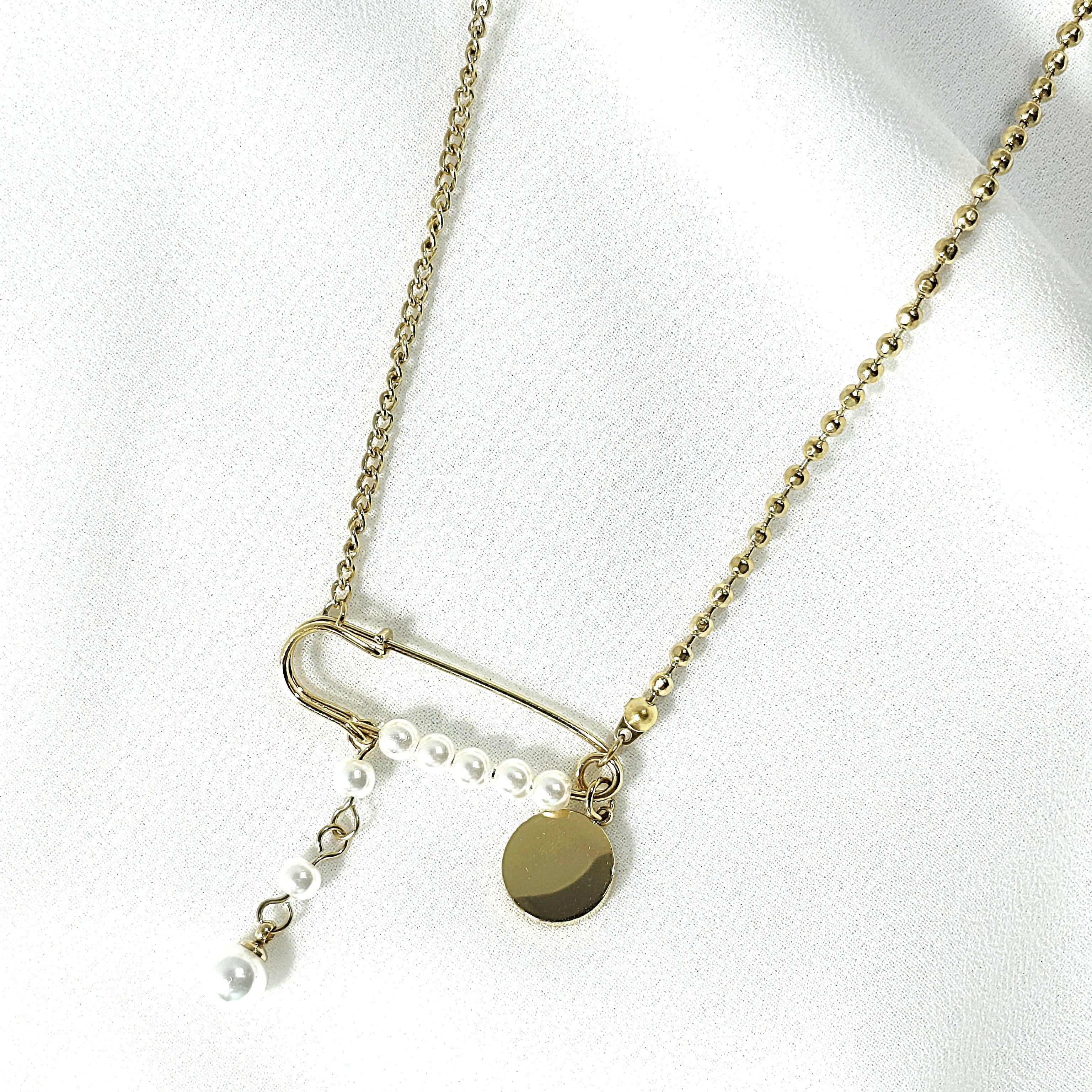 Collier Épingle Doré avec Perles – Acier Inoxydable Élégant