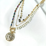 Collier Multi-Rangs Bohème Médaillon & Perles – Style Vintage Chic