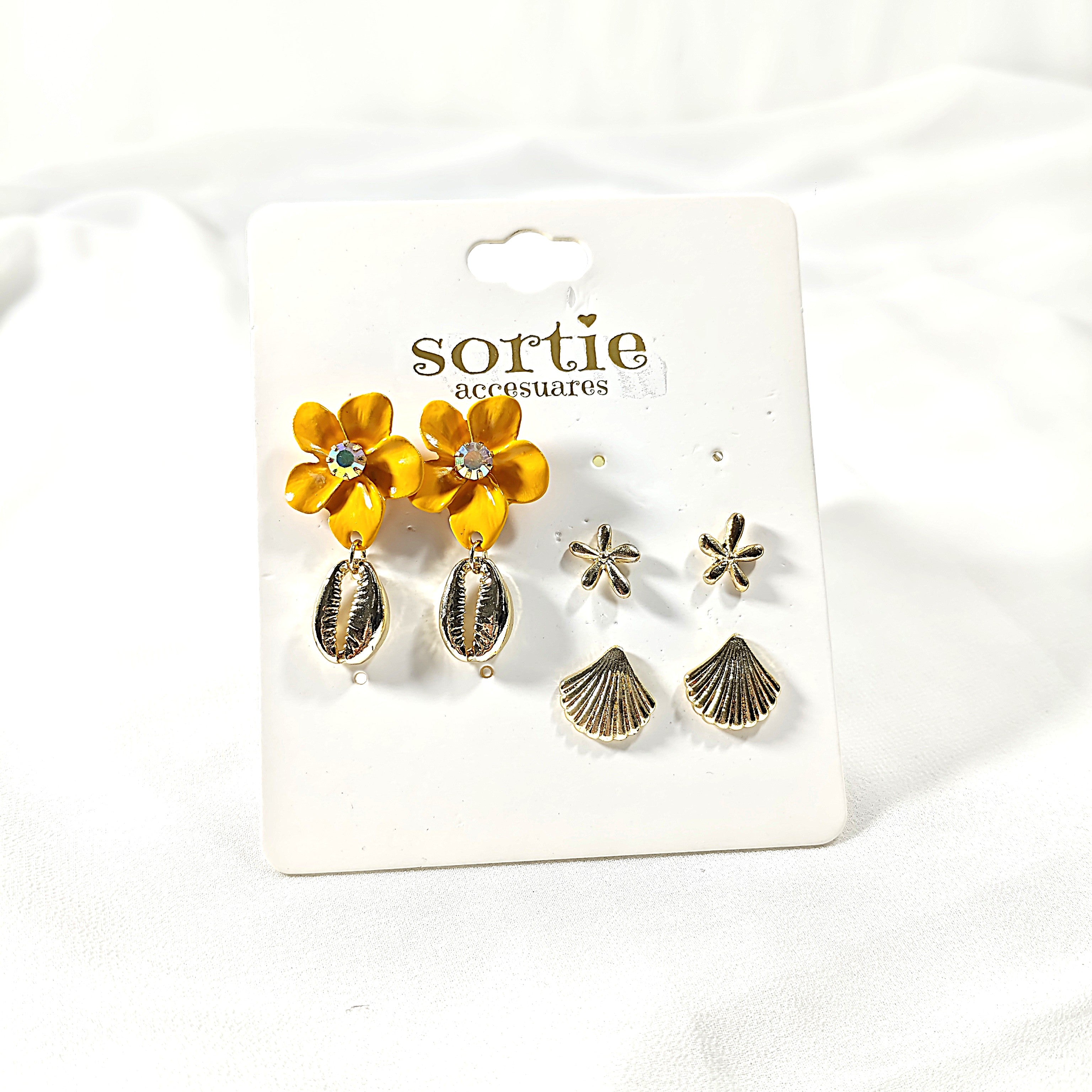 Ensemble de 3 Paires de Boucles d’Oreilles – Fleurs & Coquillages Dorés – Style Tropical Chic
