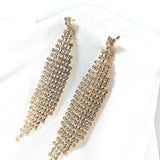 Boucles d’Oreilles Chandelier Dorées en Strass – Glamour & Élégance