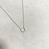 Chaîne Demi-Lune Éclat – Argent Rhodié & Pierres Brillantes