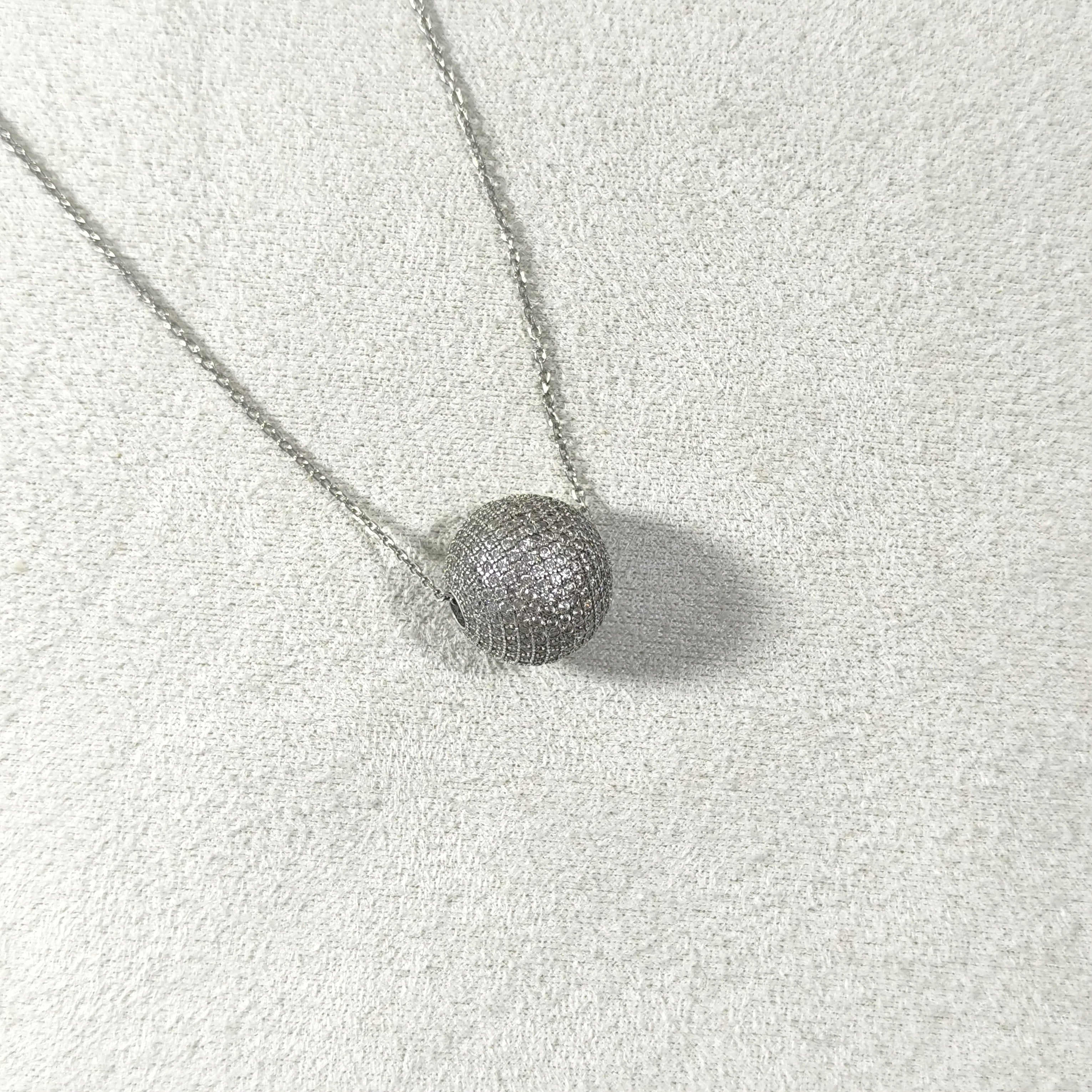 Collier Boule Scintillante en Argent 925 – Élégance Moderne