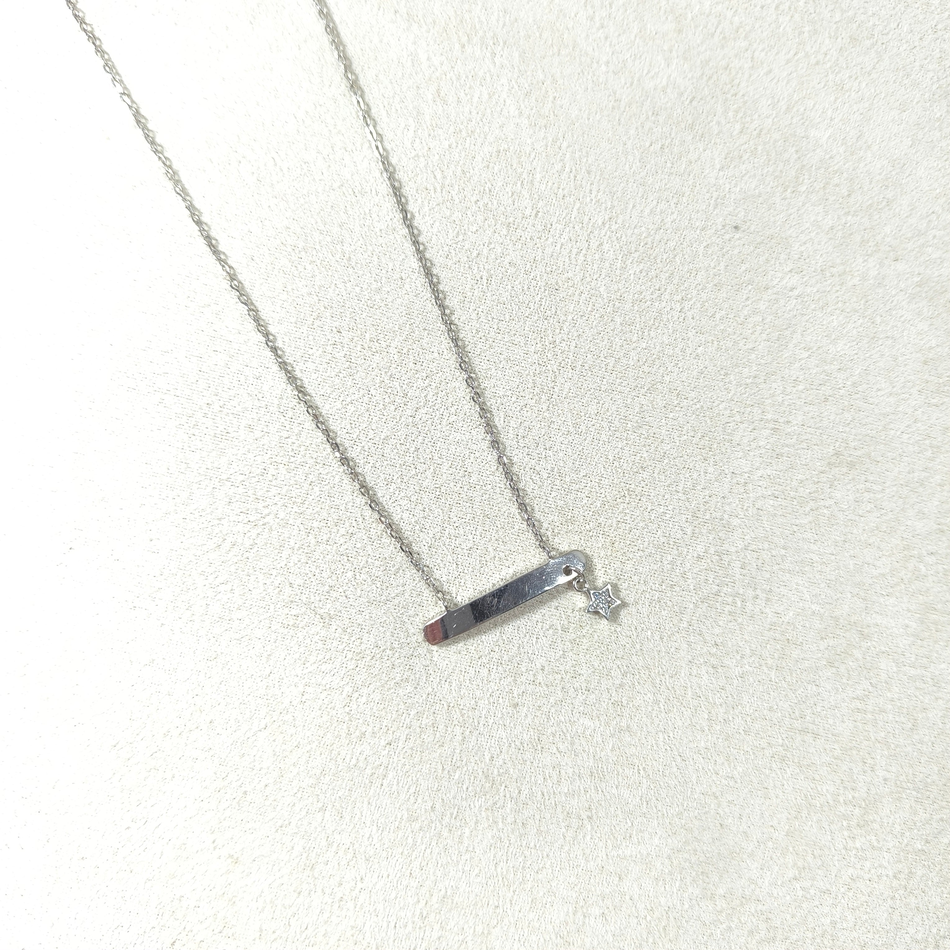 Collier Élégance Étoile Argent 925 – Design Minimaliste
