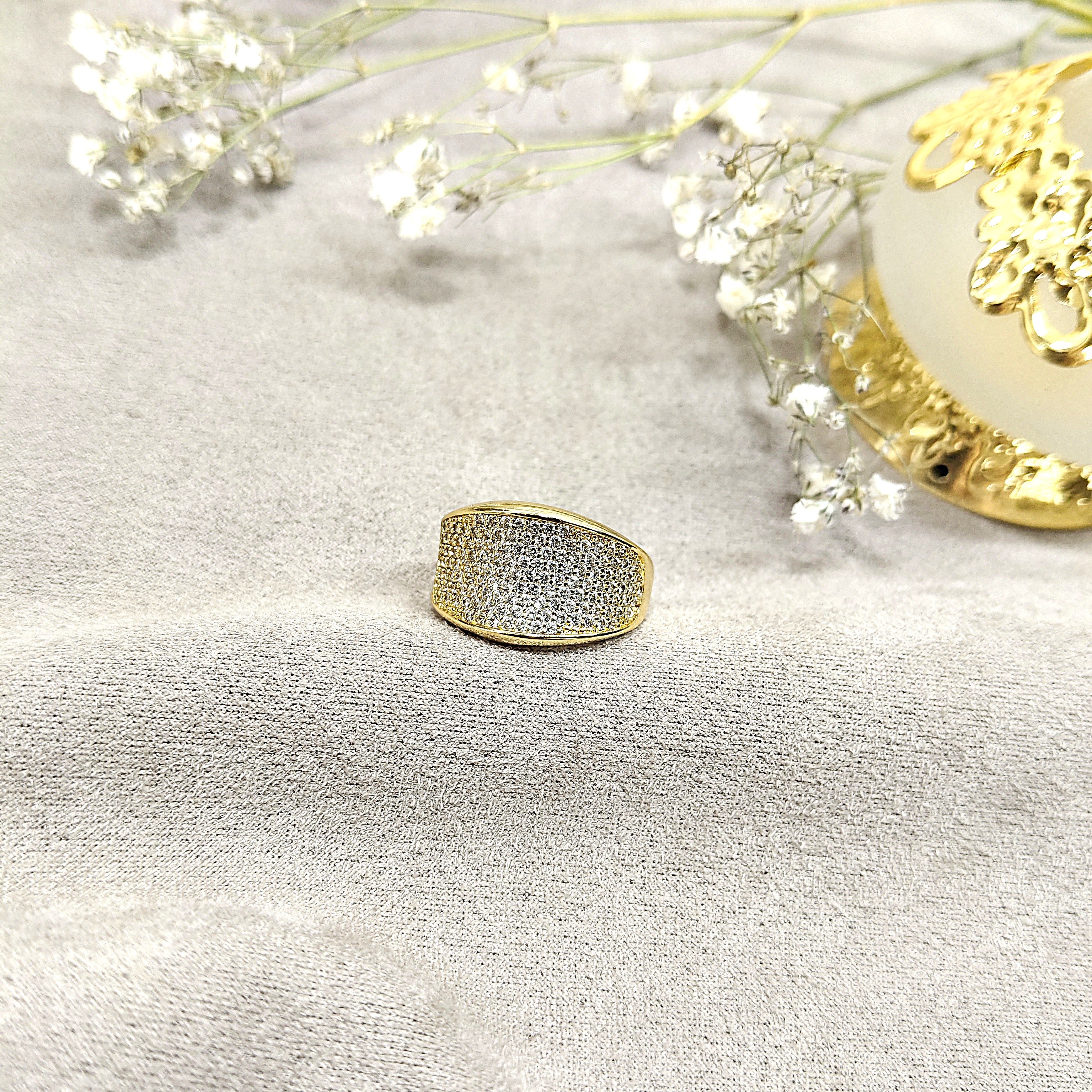 Bague Luxe Multicolore en Plaqué Or – Élégance Moderne & Éclat Raffiné