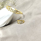 Parure Tressée Prestige en Plaqué Or – Bague & Bracelet Sertis d’Éclats Brillants