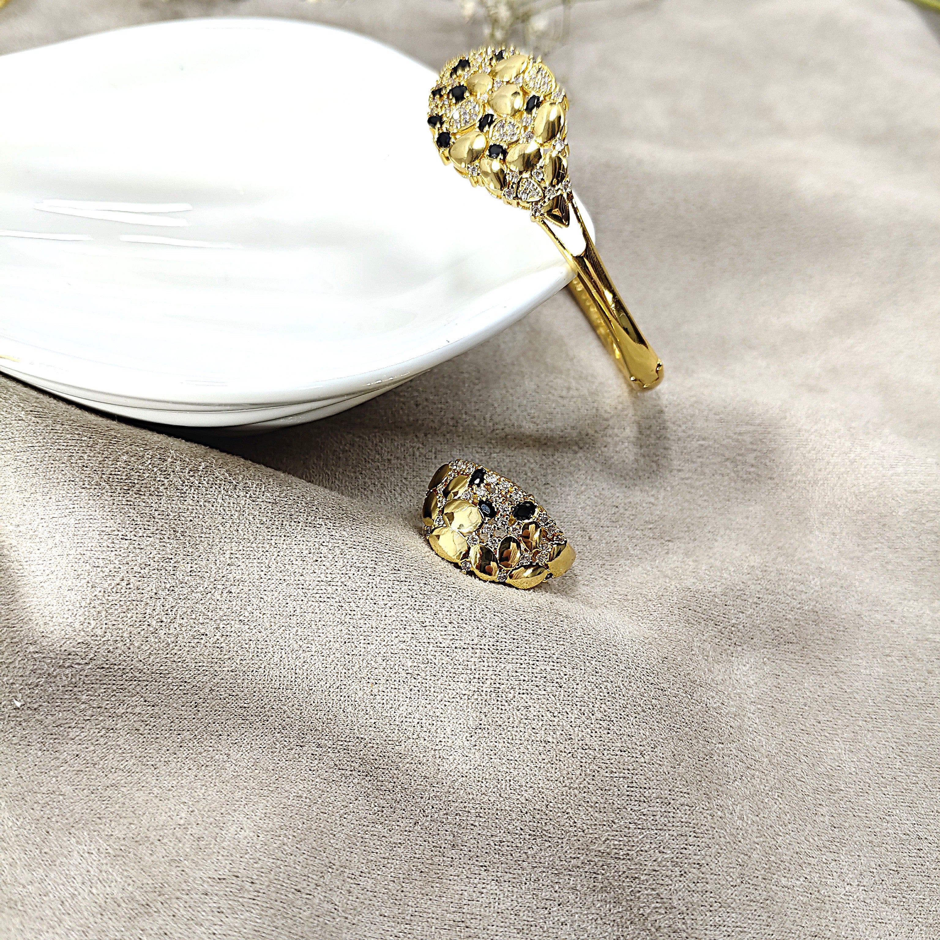 Parure Prestige Noir & Or – Bague & Bracelet en Plaqué Or