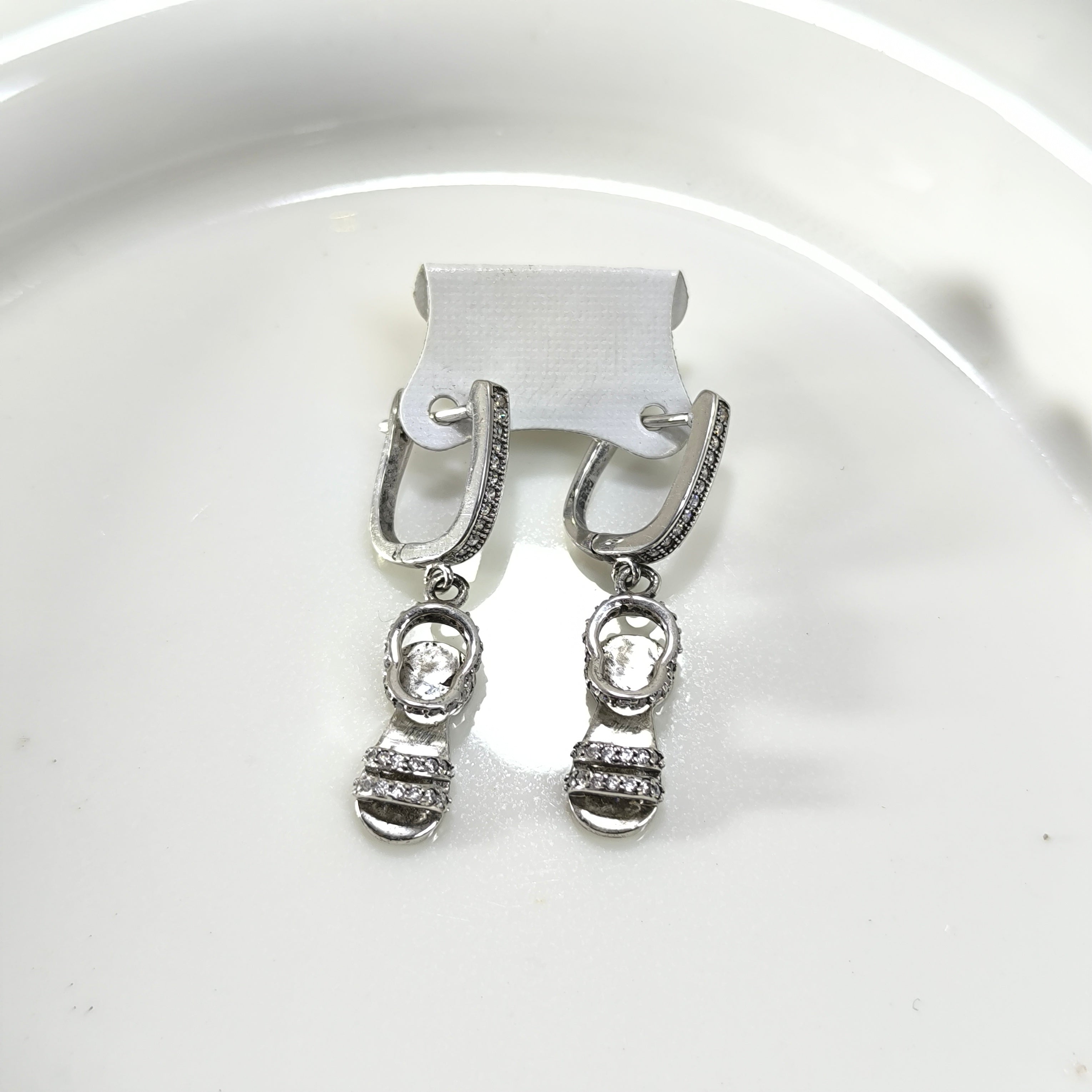 Boucles d’Oreilles Argent Cristal – Élégance Brillante Intemporelle