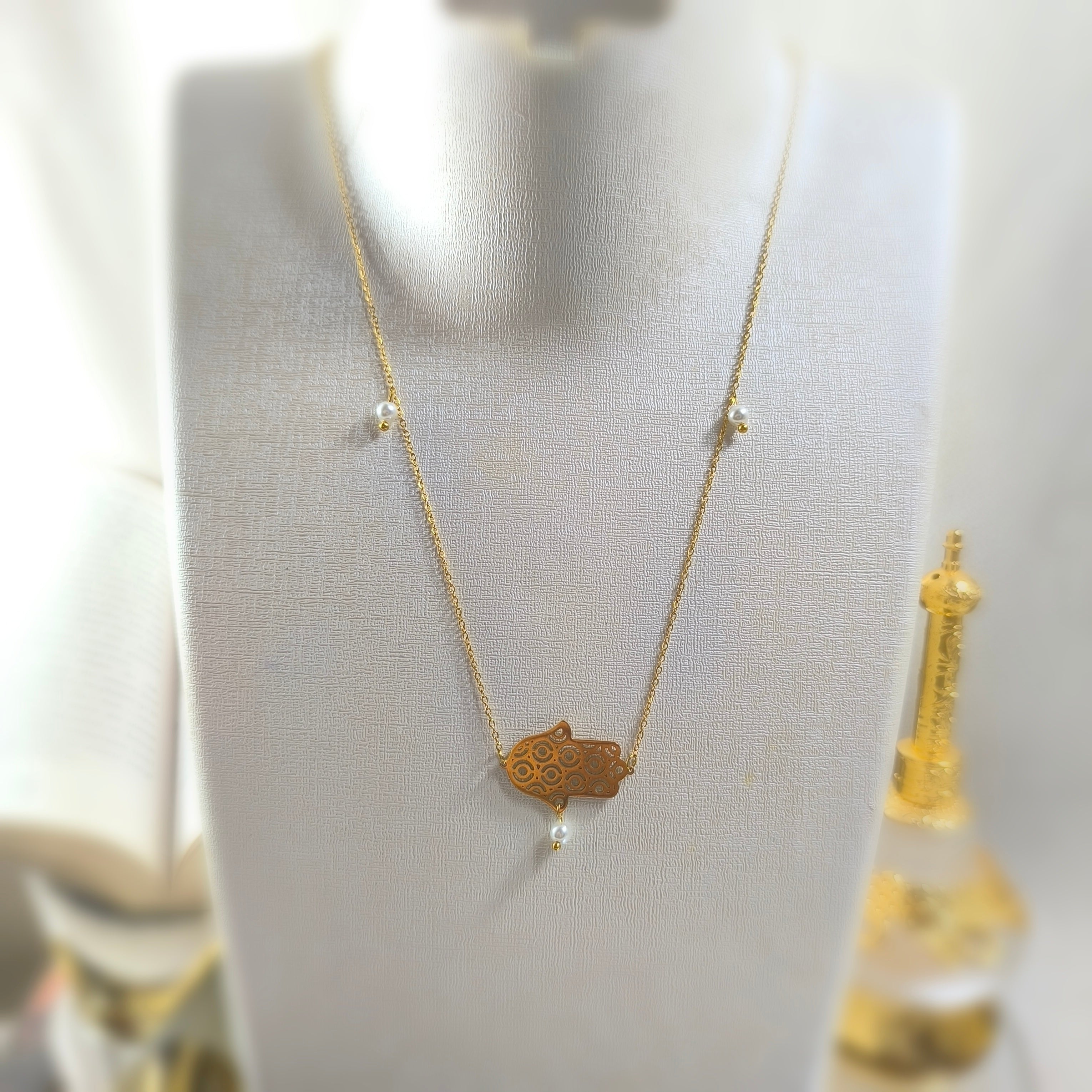 Collier Main de Fatma Dorée – Élégance & Protection