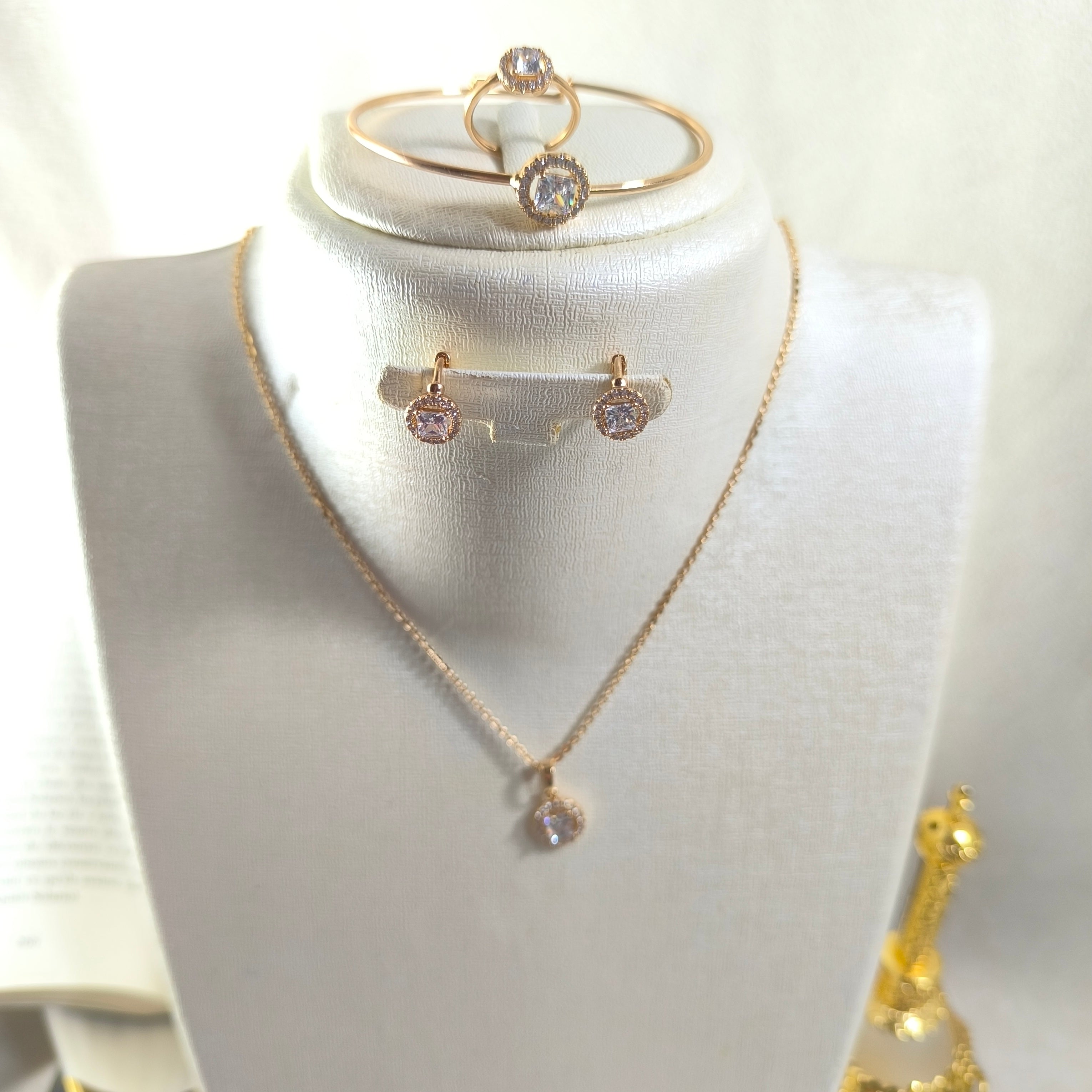 Parure Élégante 4 Pièces en xuping Doré Rose avec Zirconium Brillant