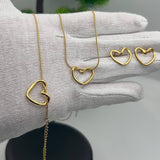 Parure Cœur Élégance – Bracelet, Chaîne & Boucles d’Oreilles en Acier Inoxydable Doré