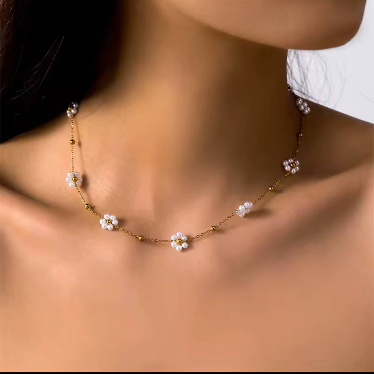 Parure Fleur Perle Dorée – Collier & Bracelet en Acier Inoxydable