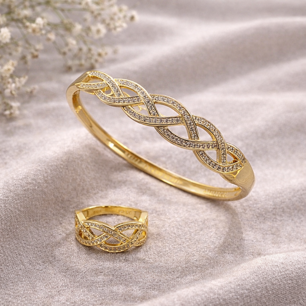 Parure Tressée Prestige en Plaqué Or – Bague & Bracelet Sertis d’Éclats Brillants