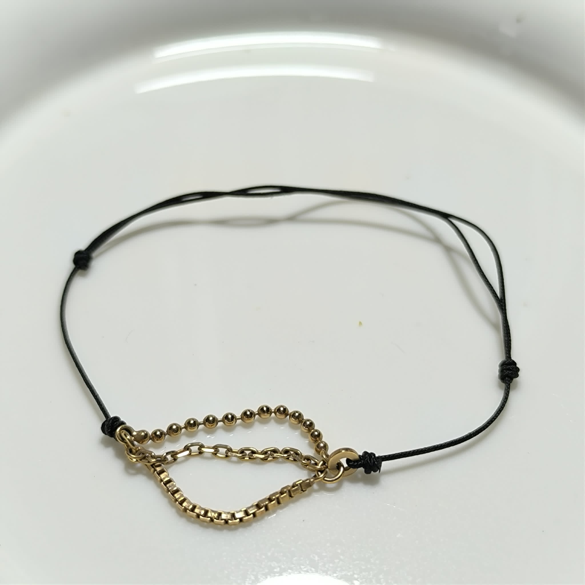 Bracelet CN Élégance Chaîne Dorée – Plaqué Or Ajustable