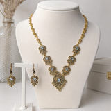 Parure Élégance Orientale en Véritable Bronze – Collier & Boucles d'Oreilles Vintage