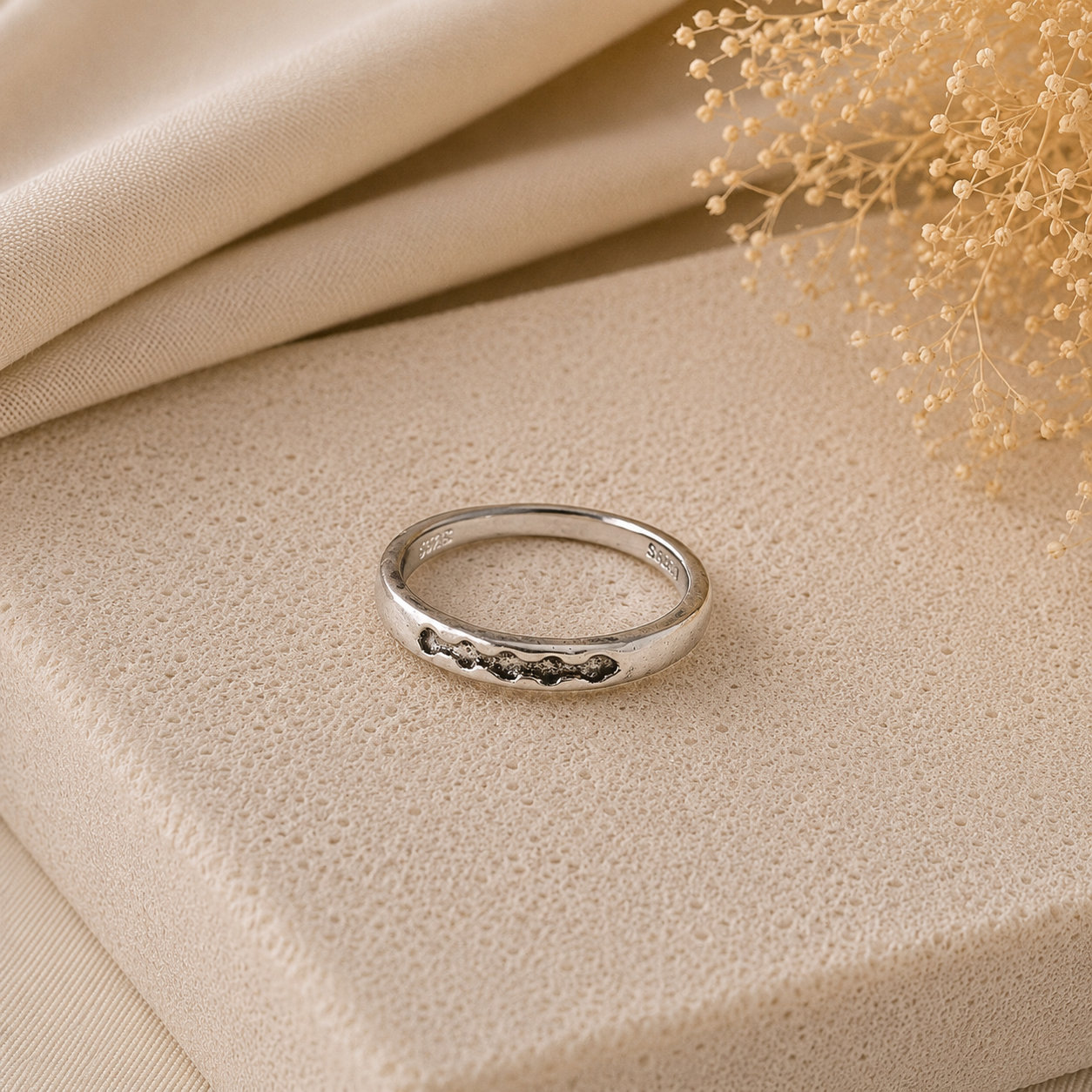Bague Minimaliste Gravée en Acier Inoxydable