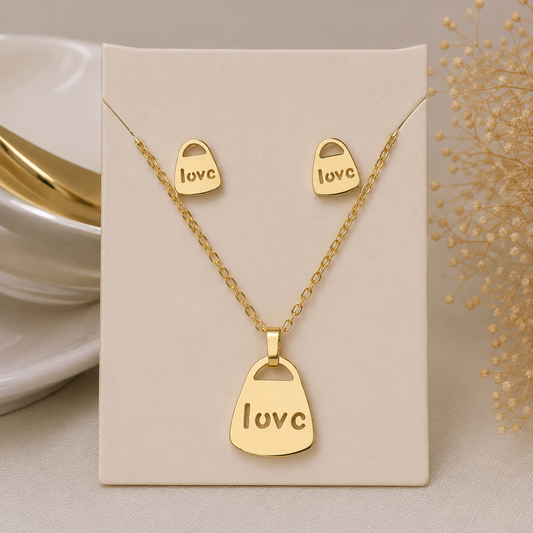 Parure Élégance Dorée en Acier Inoxydable 316L – Collier & Boucles d’Oreilles