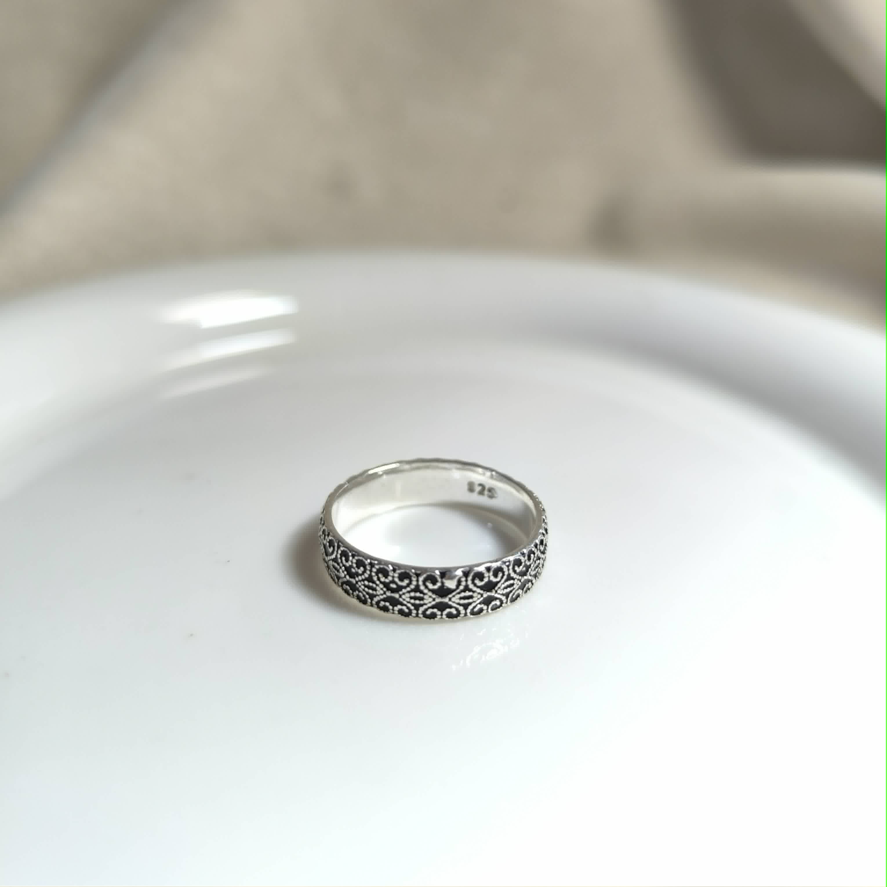 Bague Homme Argent 925 Motif Oriental Raffiné