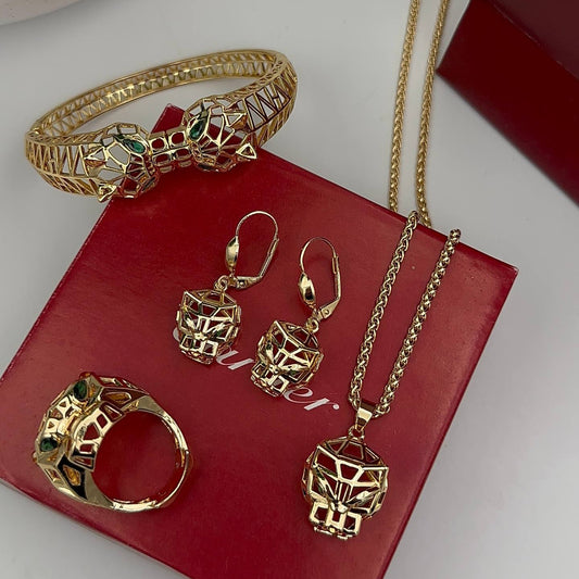 Parure Panthère Prestige – Bracelet, Chaîne, Bague & Boucles d’Oreilles en Acier Inoxydable Doré