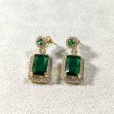 Boucles d’Oreilles Impériales – Pierre Rectangulaire & Finition Dorée (5 Couleurs)