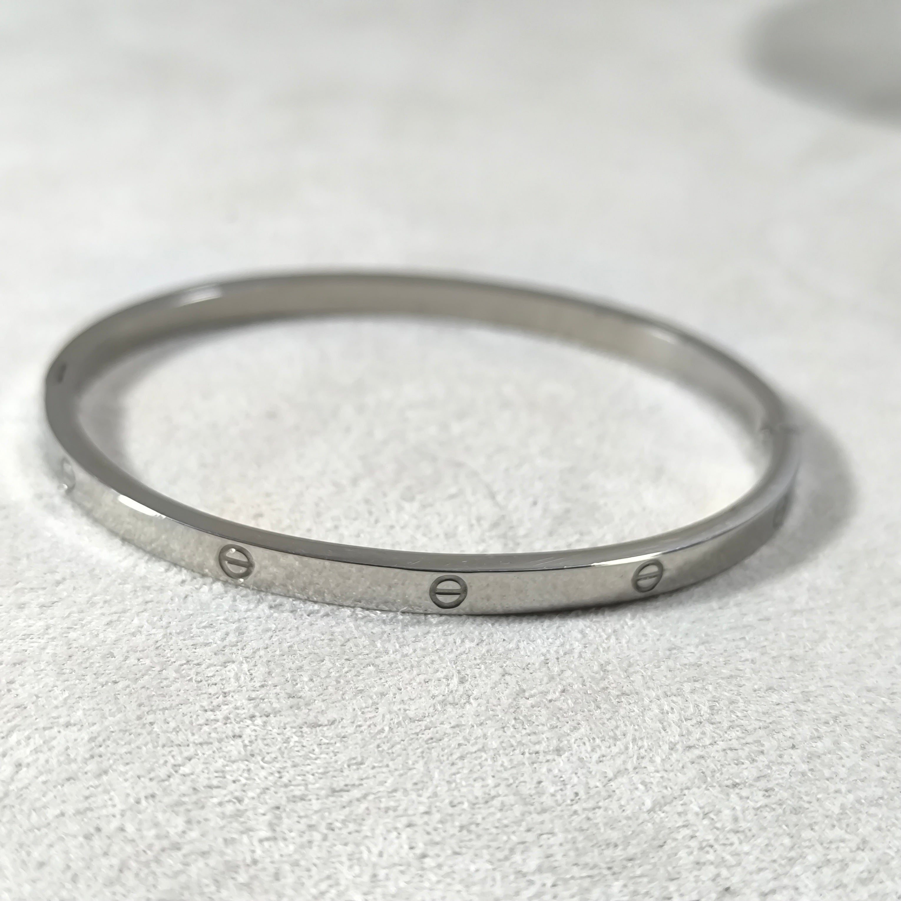 Bracelet Minimal Chic – Acier Inoxydable Doré & Argenté