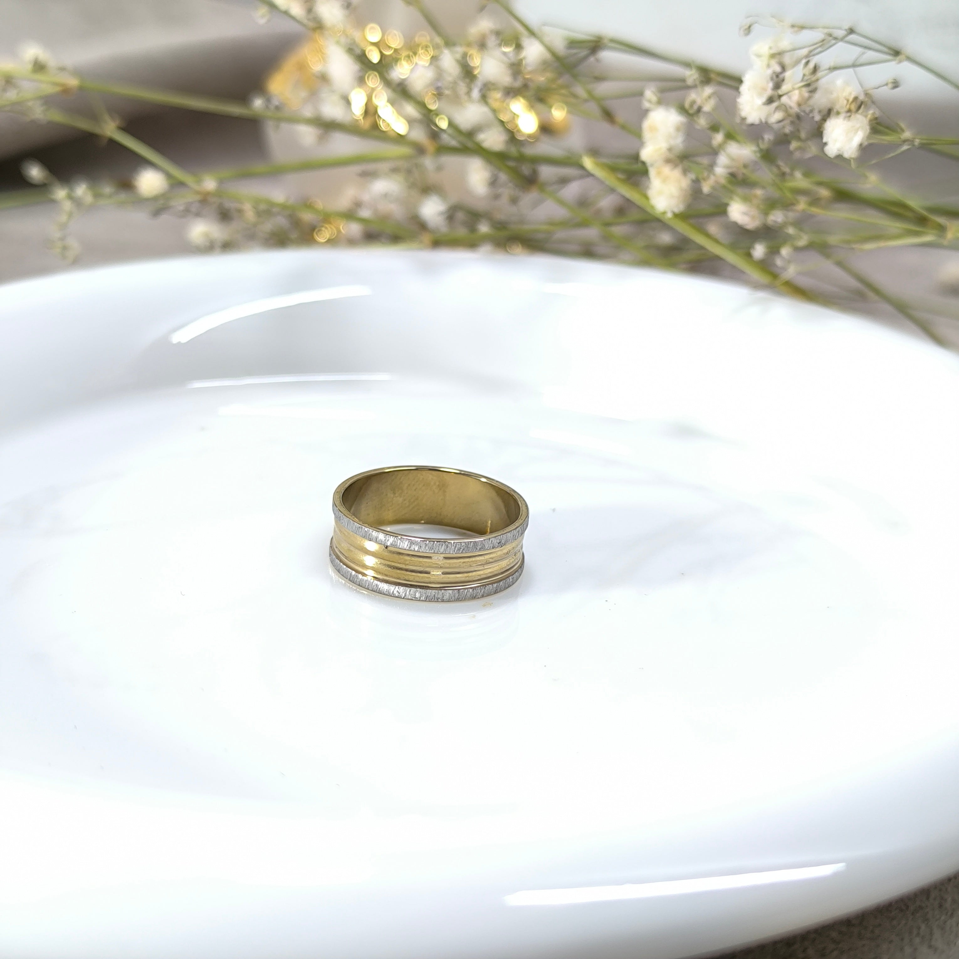 Bague Élégance Bicolore Luxe – Style Moderne & Raffiné