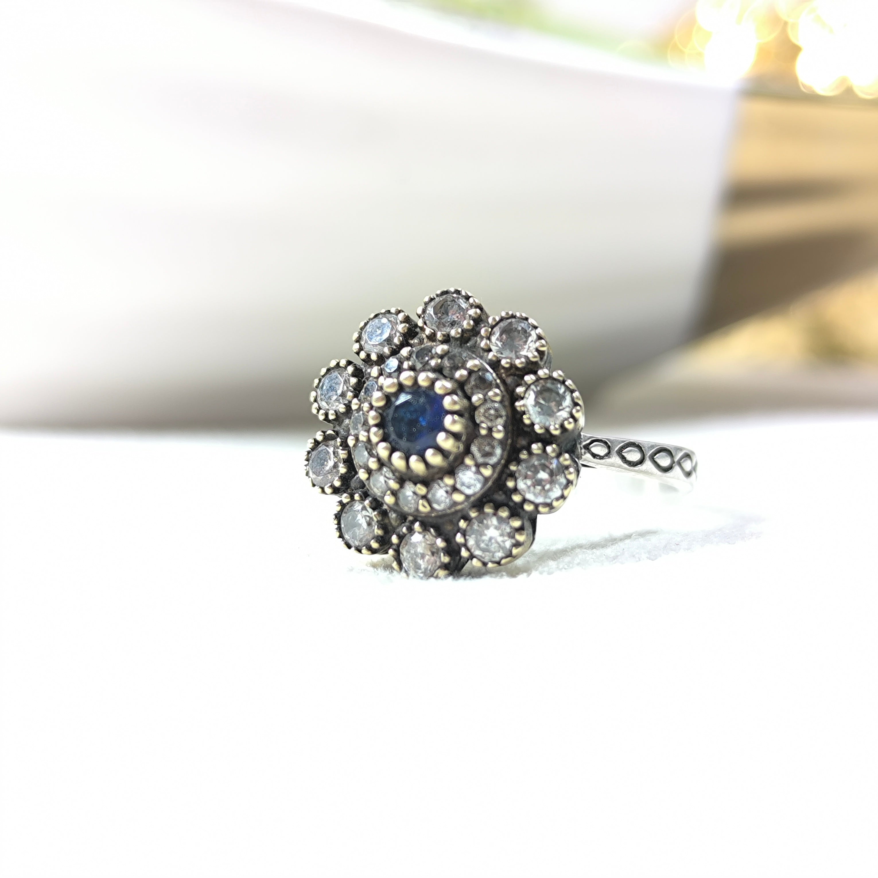 Bague Antiques Impériales en Argent & Bronze – Pierres de Couleur