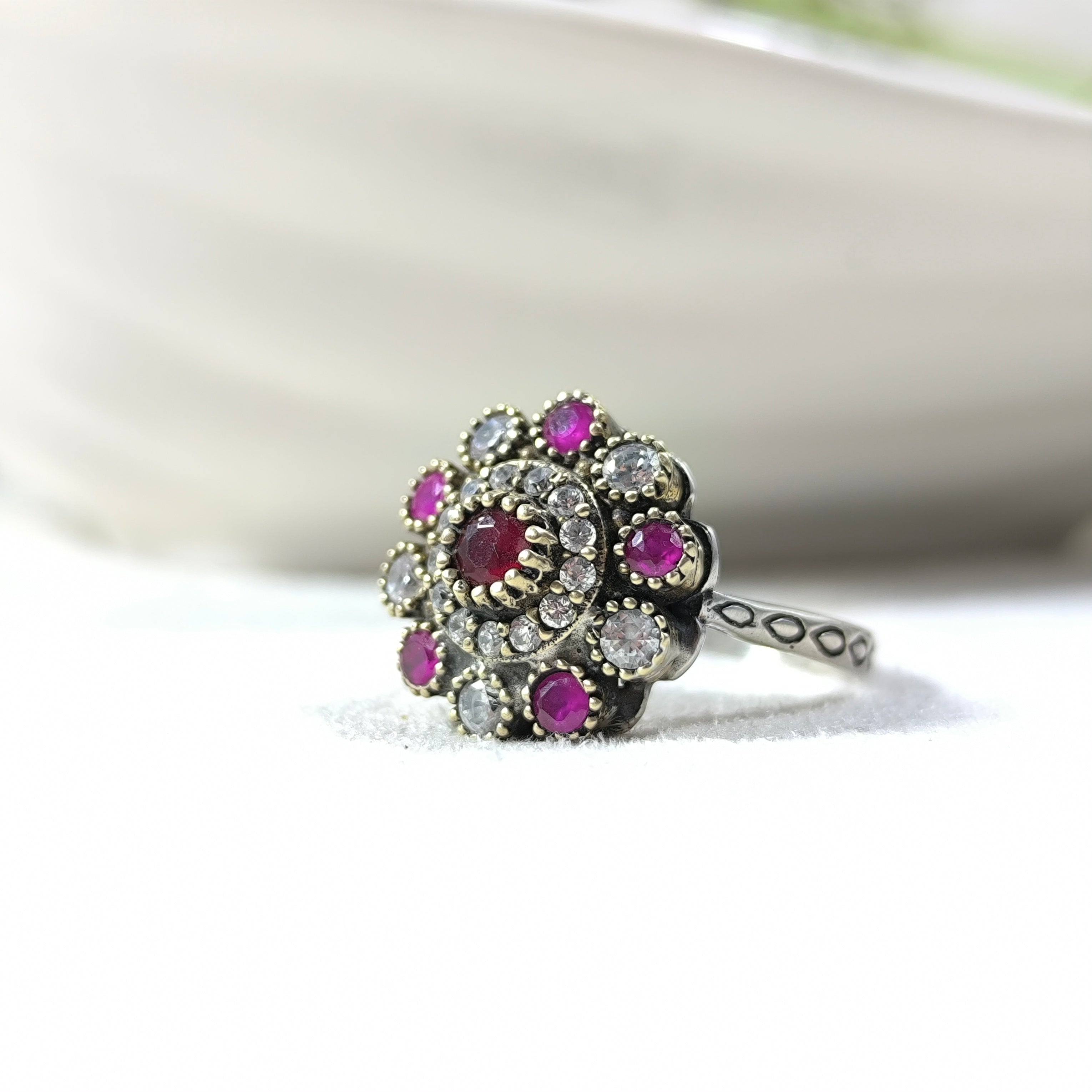 Bague Antiques Impériales en Argent & Bronze – Pierres de Couleur